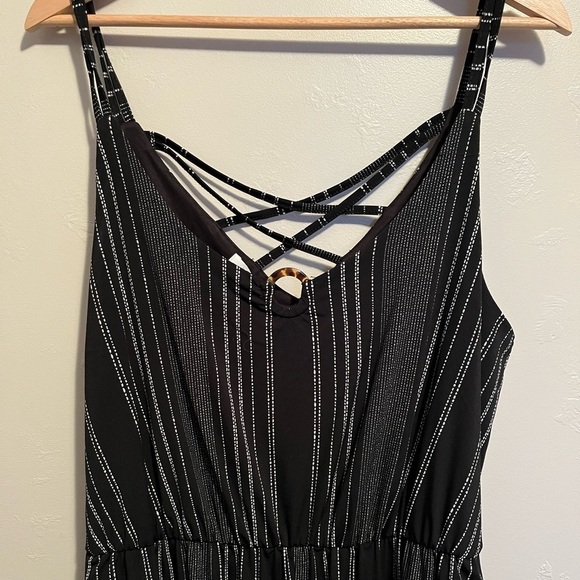 Maurice’s Black and White Sleeveless Jumpsuit NWT - Picture 5 of 14